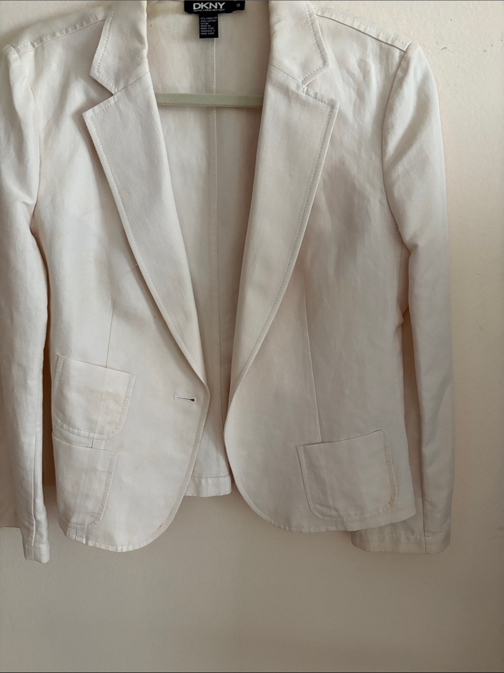 DKNY Cream Single-Button Tailored Blazer